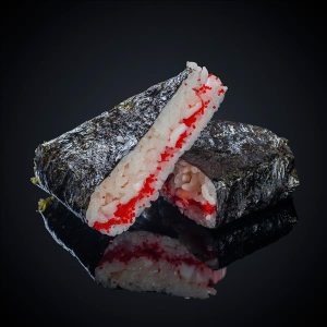 Онигири с креветкой